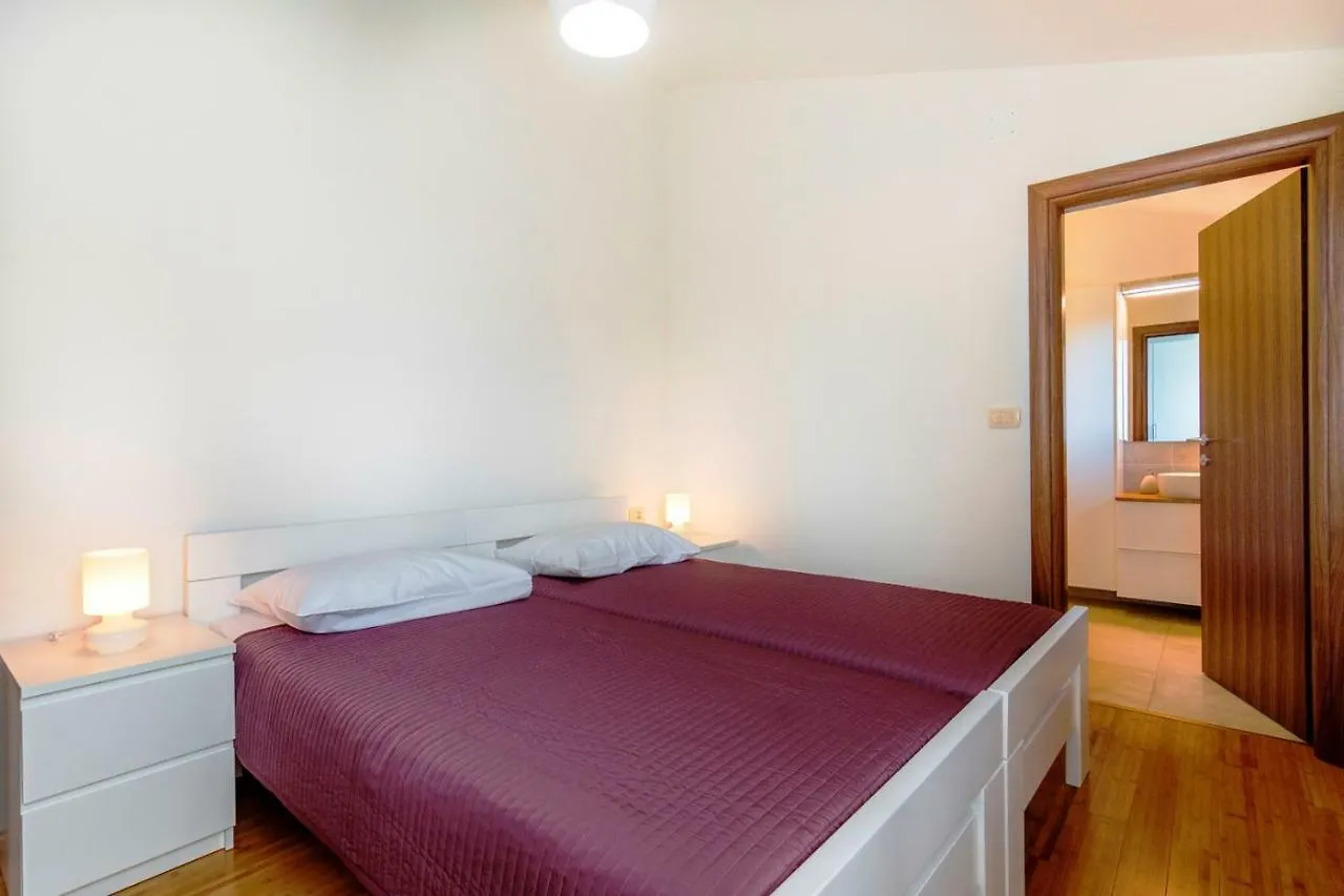 Ferienhaus Villa Jadran Nedeščina Kroatien